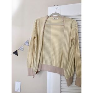 Women’s Cardigan.